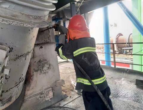 星空体育登录官网_星空（中国）,公司员工工作投入                                        